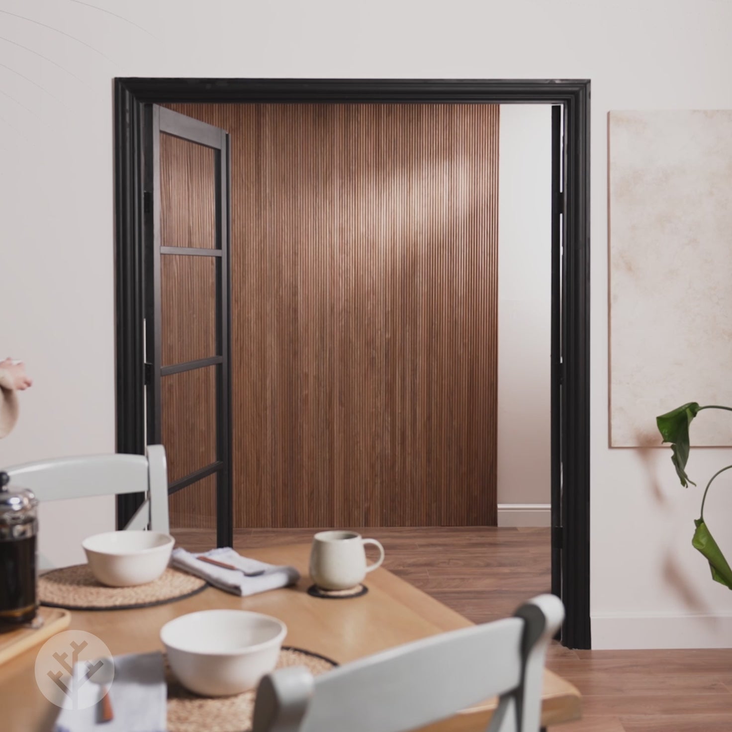 Flutto flexible tambour wood wall panelling entrance hall video slow zoom
